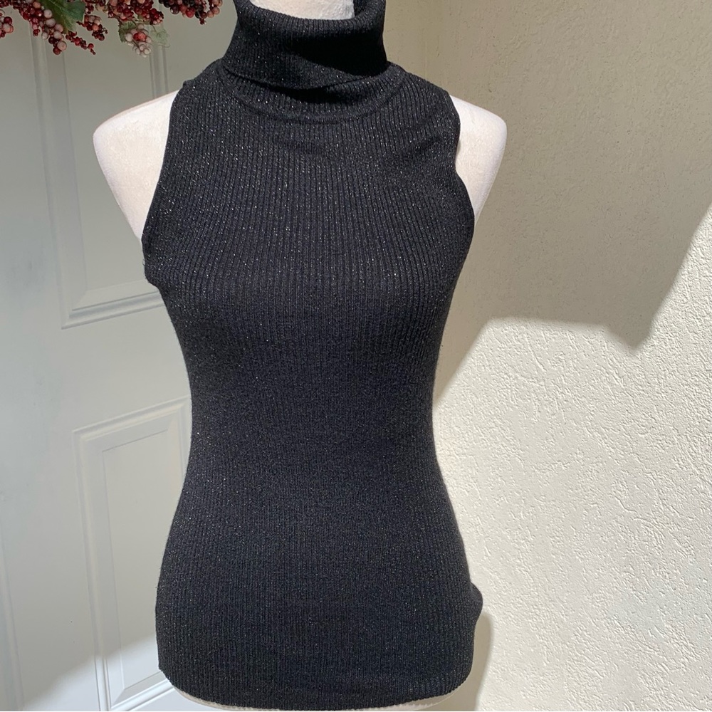 M.K.M DESIGNS. Metallic gold and‎ Black Sleeveless, turtleneck top.